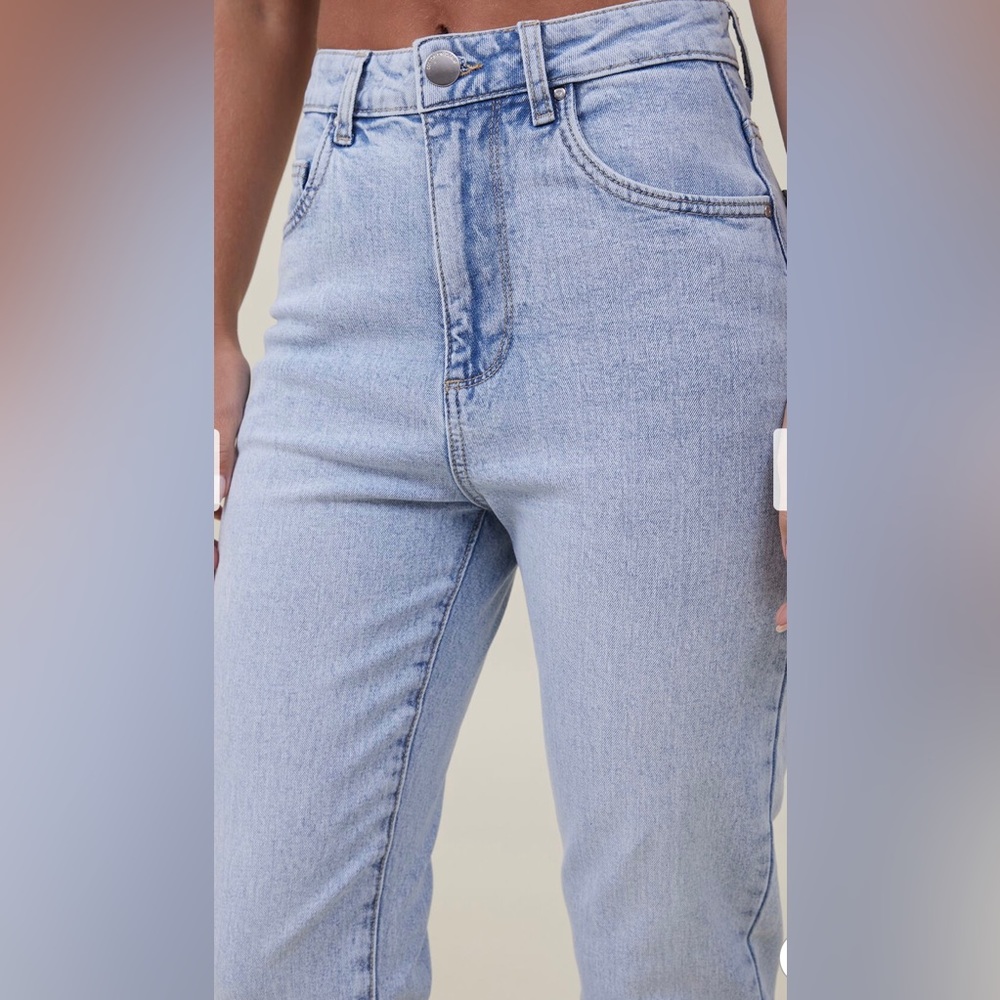 Light Blue High-Rise Women's Jeans